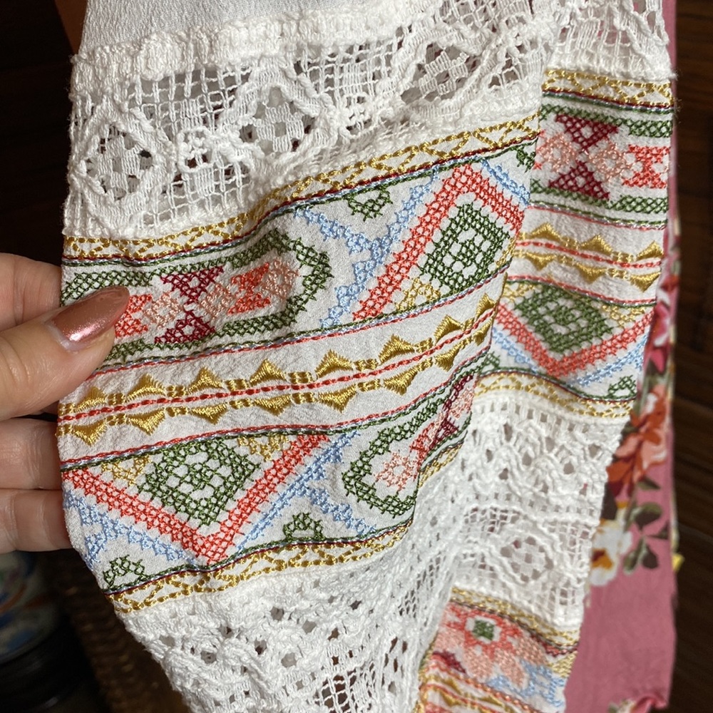 Jon Mark Patchwork Boho Top W Embroidered Lace Sl… - image 6